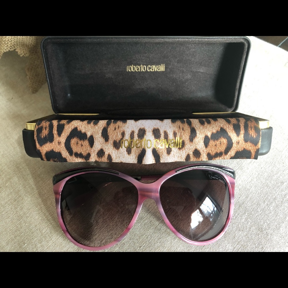 Roberto Cavalli Cat Eye Sunglasses ✨🕶✨ - Picture 4 of 6